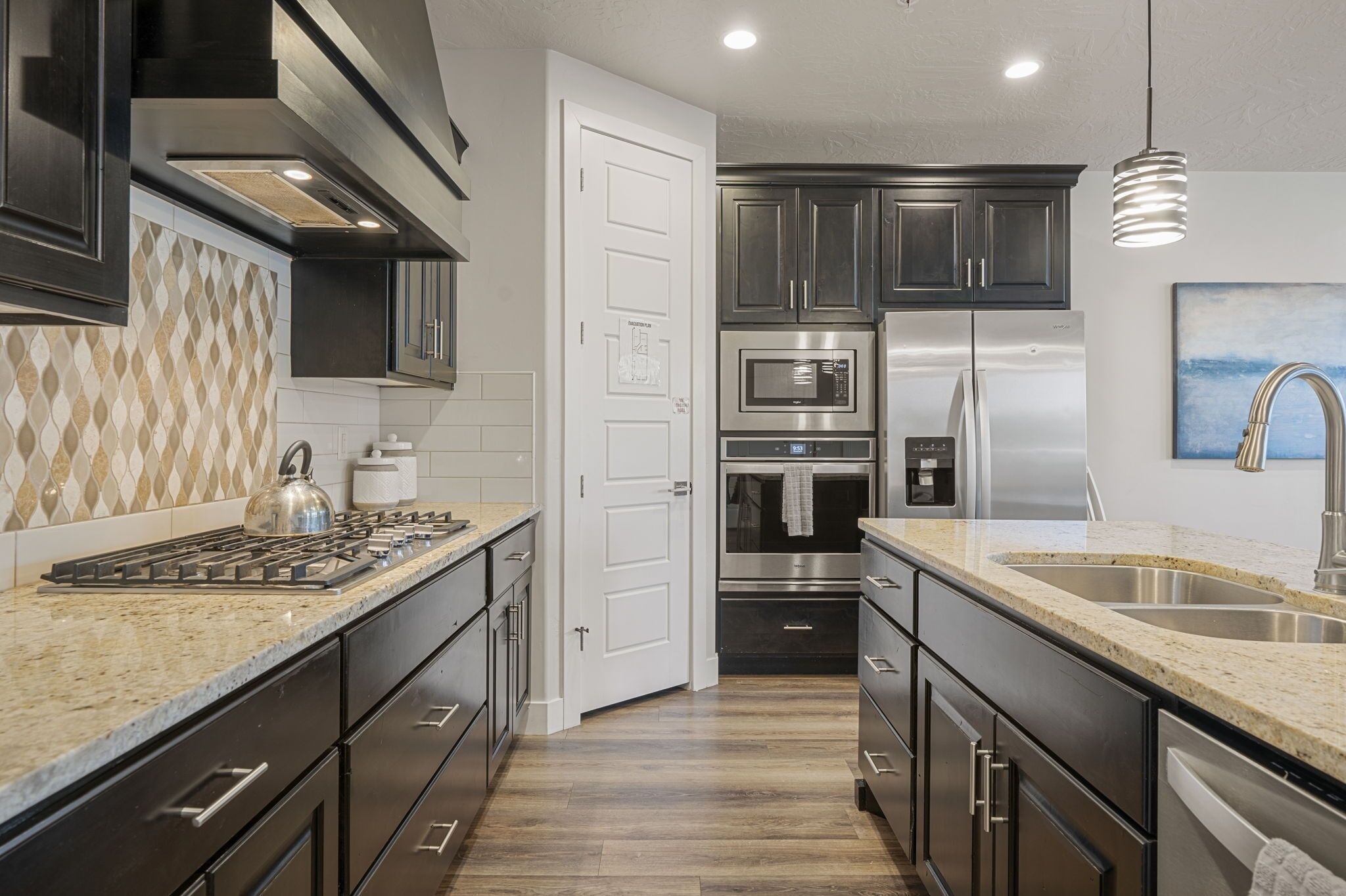 Townhome, 4 Bedrooms | Private kitchen | Fridge, oven, coffee/tea maker, toaster