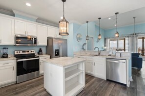 Maison, 4 chambres | Cuisine privée | Réfrigérateur