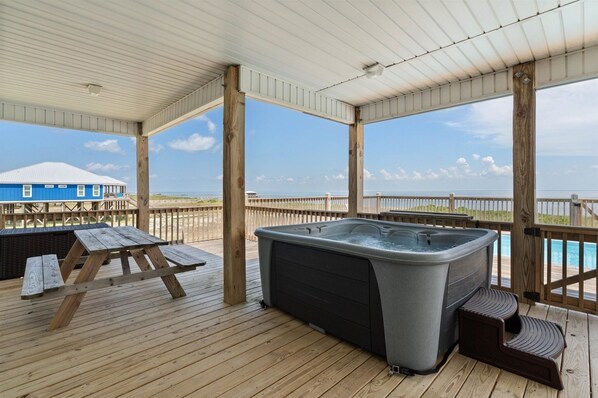 House, 4 Bedrooms | Outdoor dining