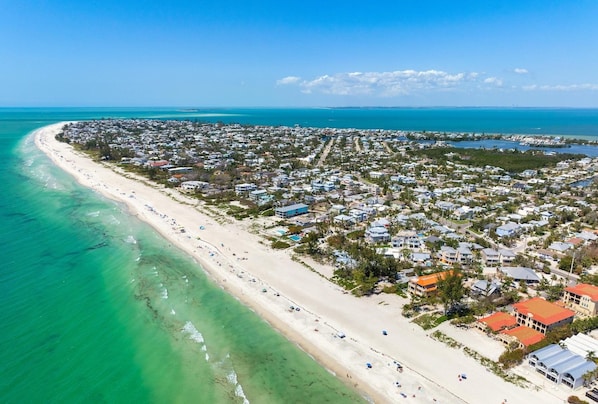 House, 3 Bedrooms | Beach