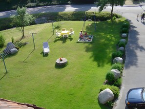 Property grounds - Holiday Apartment '2, 2 Bedrooms' with Shared Garden and Wi-Fi (Triberg im Schwarzwald)