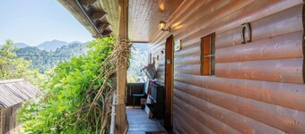 CHALET GUAPA 
Charming 85 m² wooden chalet on tranquil location in Bohinj