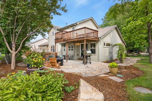 Shady Grove 4 King Beds, Dog Run & Outdoor Fun