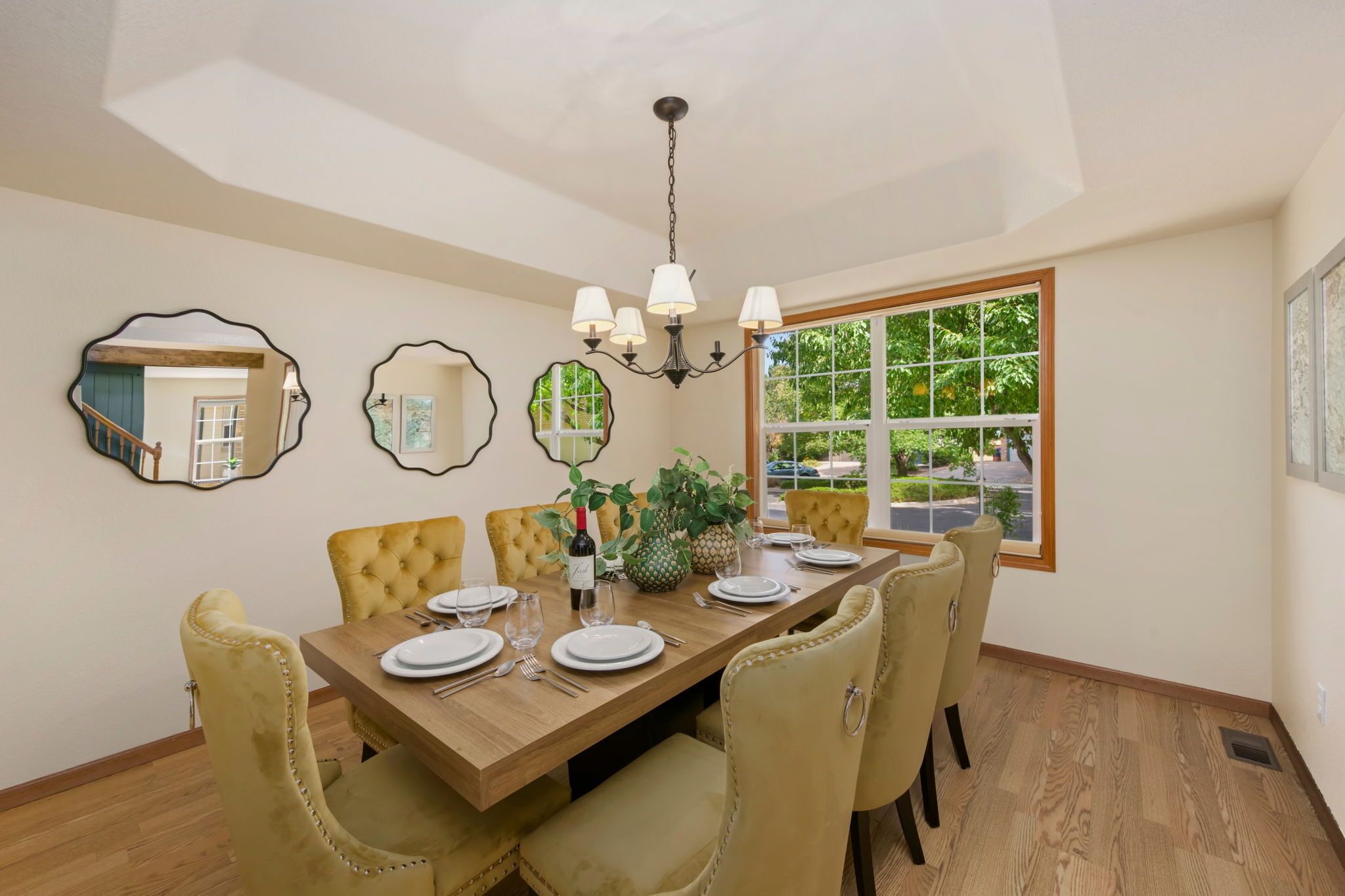 House, Multiple Beds, Patio, Garden View (2765 27th CT SW) | Dining