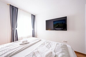 Room | Free WiFi
