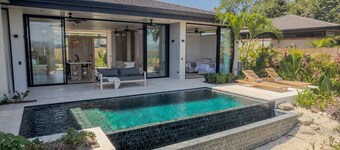 Chic 3BR Private Terrace Nature Views