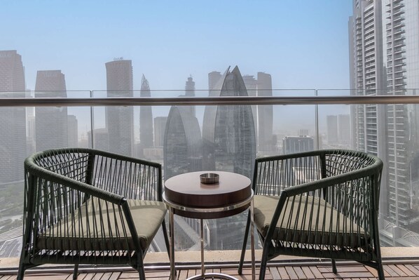 Studio | Internet - Downtown Dubai Sleeps 2 With View of Burj Khalifa (Dubai)