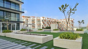 Apartment | 1 bedroom, high-speed internet - Elegant Unit Sleeps 3 in JVC With Private Balcony (Dubai)