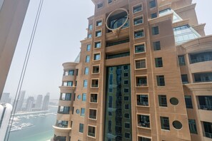 House | 2 bedrooms, Internet - Dubai Marina Sleeps 4 With Water Views (Dubai)