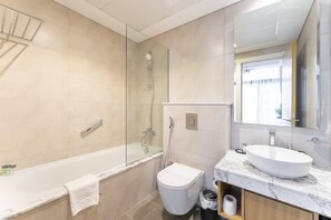 House | 2 bedrooms, Internet - Business Bay Sleeps 6 People With Amazing Views (Dubai)