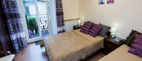 3 sovrum, värdeförvaringsskåp på rummet och strykjärn/strykbräda