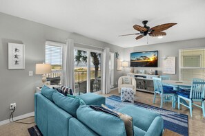 Smart TV - 🌅 Gulf Island 314 | Sound + Sunset Views | 5 Min Walk to Beach | Pool (Navarre Beach)