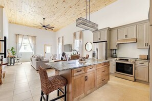 Fridge, microwave, oven, stovetop - Rustic Elegance Farmhouse Retreat  2-bedroom/ 2-baths house in charming Sanford. (Sanford)