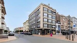 Room, 1 Bedroom, City View | Exterior - Room-central Cozy Fully Equiped Studio (Middelkerke)