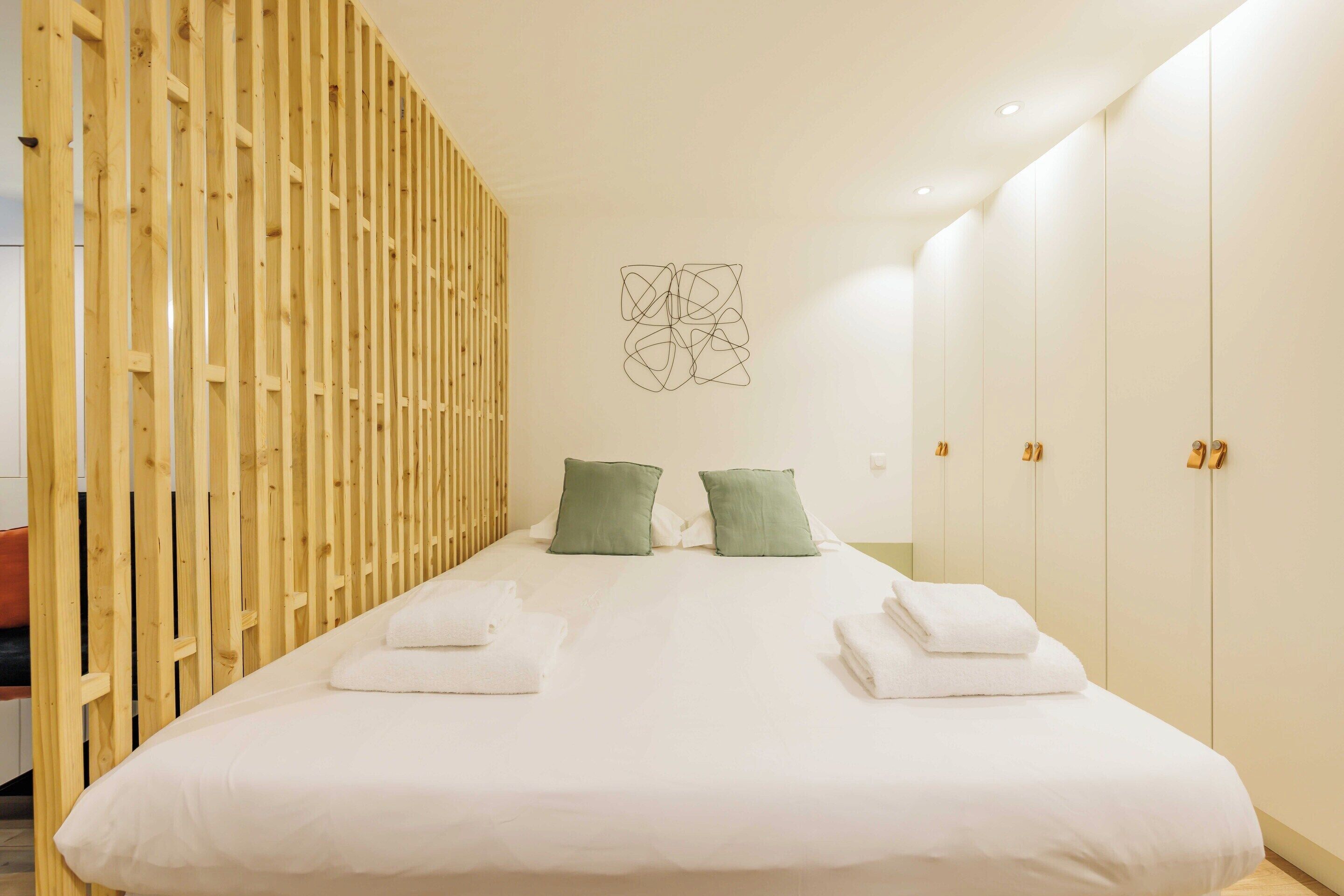 Leilighet | 1 soverom, skrivebord for bærbar PC, strykejern/-brett og sengetøy