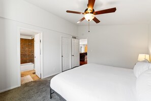 3 bedrooms, iron/ironing board, free WiFi, bed sheets