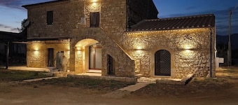 Tourist Accommodation The Ancient Village of Leonardo