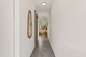 Deluxe Apartment, Garden View | Living area - Boho Breeze Cocobana (Willemstad)