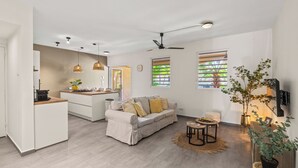 Unclassified image, 3 of 30, button - Boho Breeze Cocobana (Willemstad)