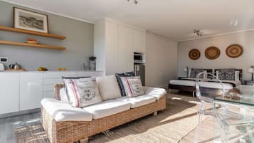 Luksushuvila, rantanäköala | Oleskelualue