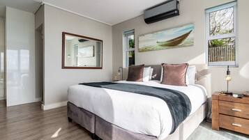 Luxury Villa, Beach View | Free WiFi