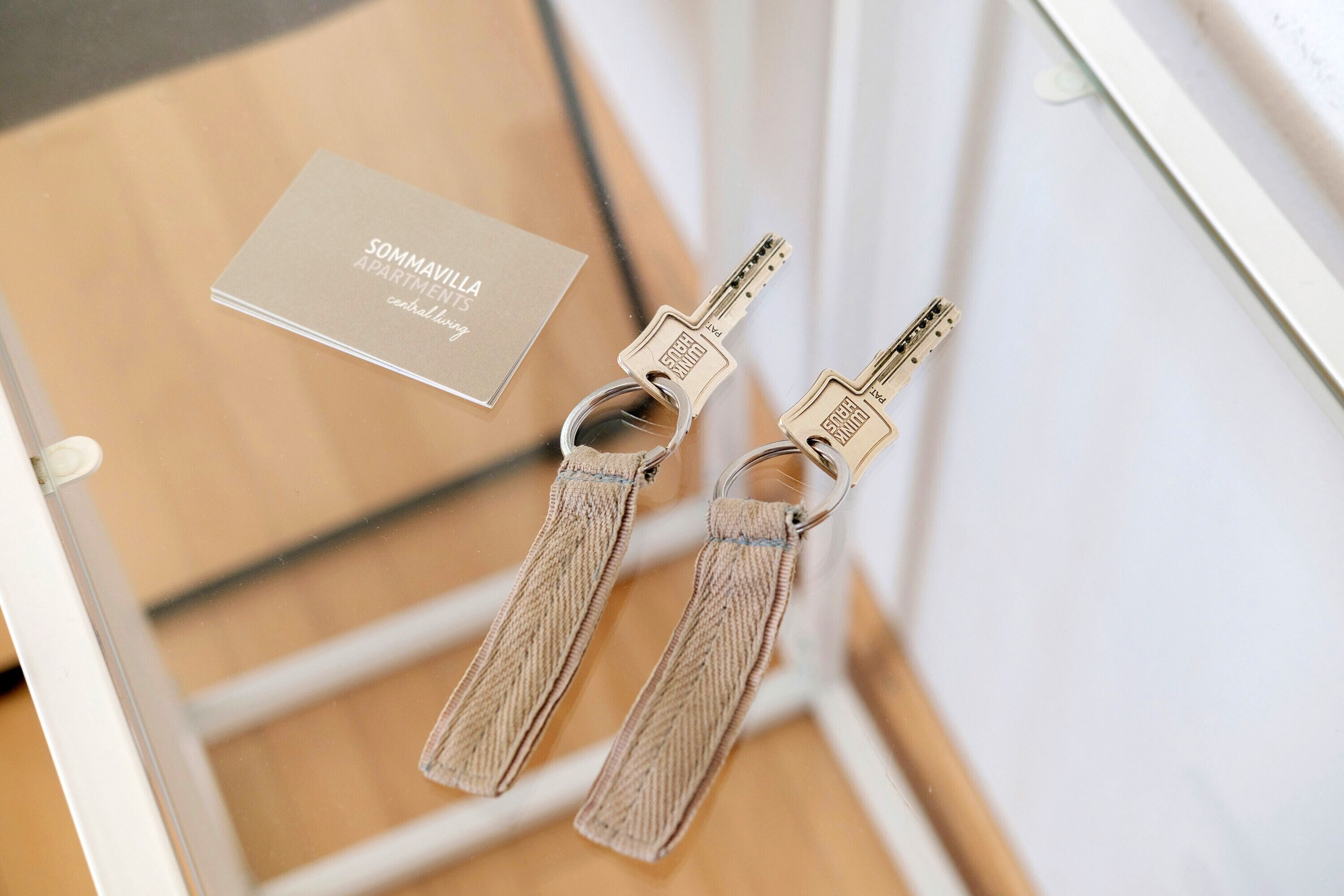 Ducha, secador de pelo y toallas