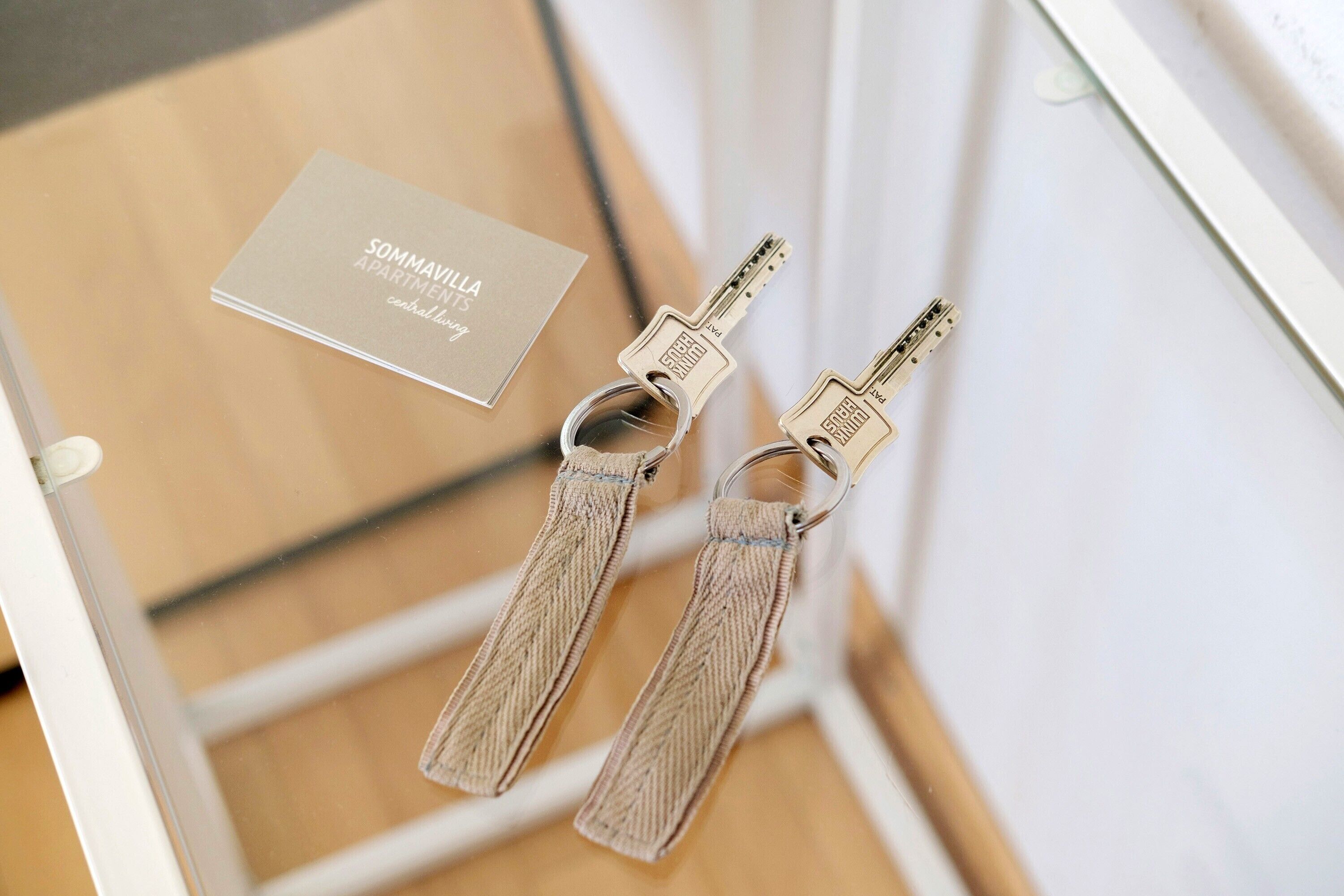 Ducha, artículos de higiene personal gratuitos y secador de pelo