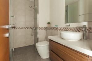 Bathroom - 1BHK.Burj Khalifa View.Business Bay.1422 (Dubai)