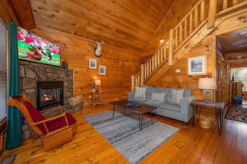 Live The American Dream! - Gatlinburg, TN