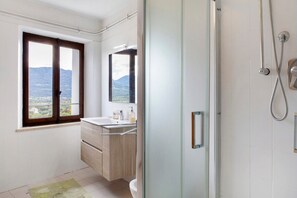 Dusche, Haartrockner