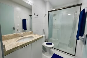 อพาร์ทเมนท์ | ห้องน้ำ | ฝักบัว, ไดร์เป่าผม, ผ้าเช็ดตัว, สบู่