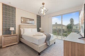 3 bedrooms, iron/ironing board, travel crib, free WiFi