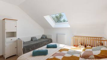 2 soverom, strykejern/-brett, wi-fi og sengetøy