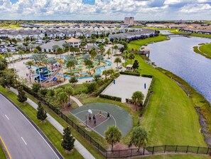 Sport court - 5BR w/Private Pool | Luxury at Storey Lake (Kissimmee)