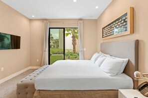 5 bedrooms, desk, iron/ironing board, travel cot