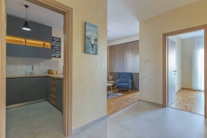 Apartment, 2 Bedrooms, Smoking, Balcony | Interior