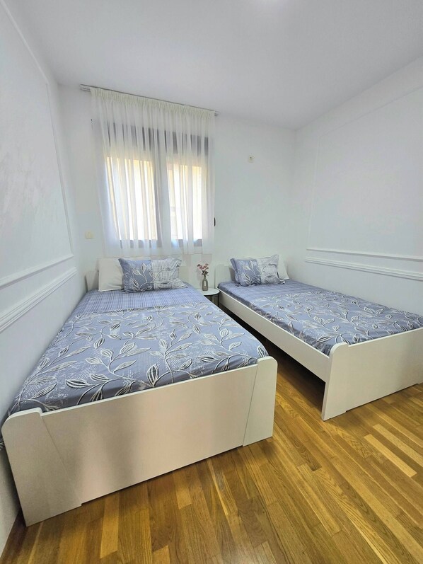Apartment, 1 Bedroom, Smoking, Balcony | 2 bedrooms