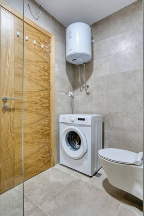 Studio, 1 Bedroom, Smoking, Balcony | Bathroom - Princess Milena Apartments - Studio Balsa (Bečići)