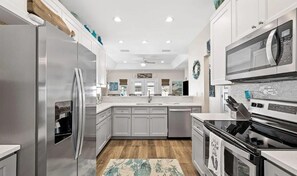 House, Multiple Beds (Palm Beach Oasis) | Private kitchen - Palm Beach Oasis (Panama City Beach)