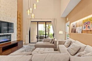 TV - 7562 Magic Village 8 guests 4 suites 8 min Disney (Kissimmee)