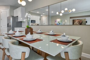 Dining - Luxury 4BR Villa w/ Pool | 10 min to Disney! (Kissimmee)