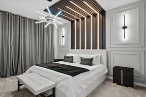 6 bedrooms, desk, iron/ironing board, travel crib - Solara 6BR Villa w/ Pvt Pool, Cinema & Game Room (Kissimmee)