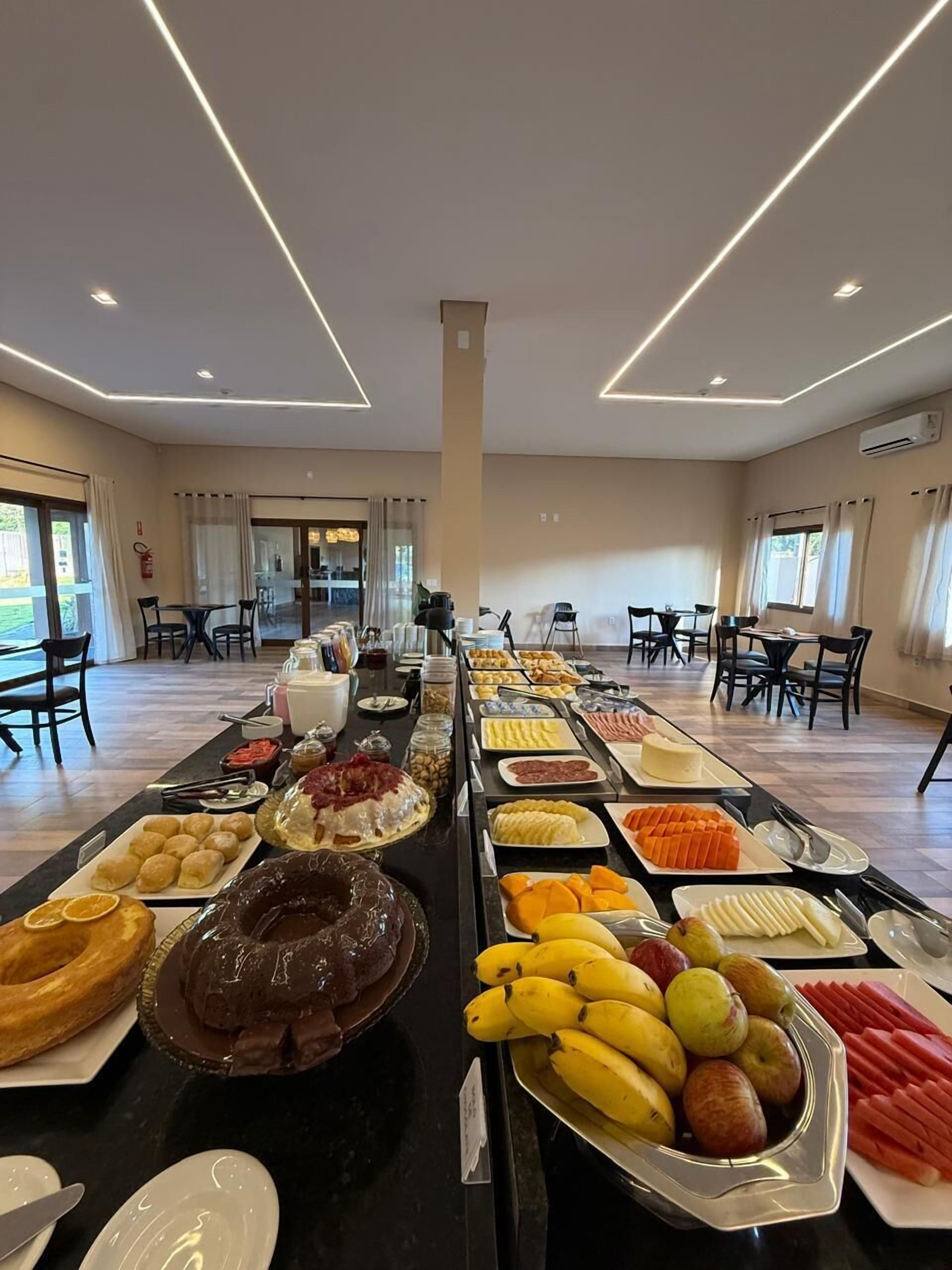 Tägliches inbegriffenes Frühstücksbuffet