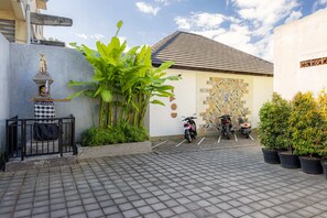Free self parking