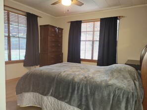 3 bedrooms, Internet, bed sheets