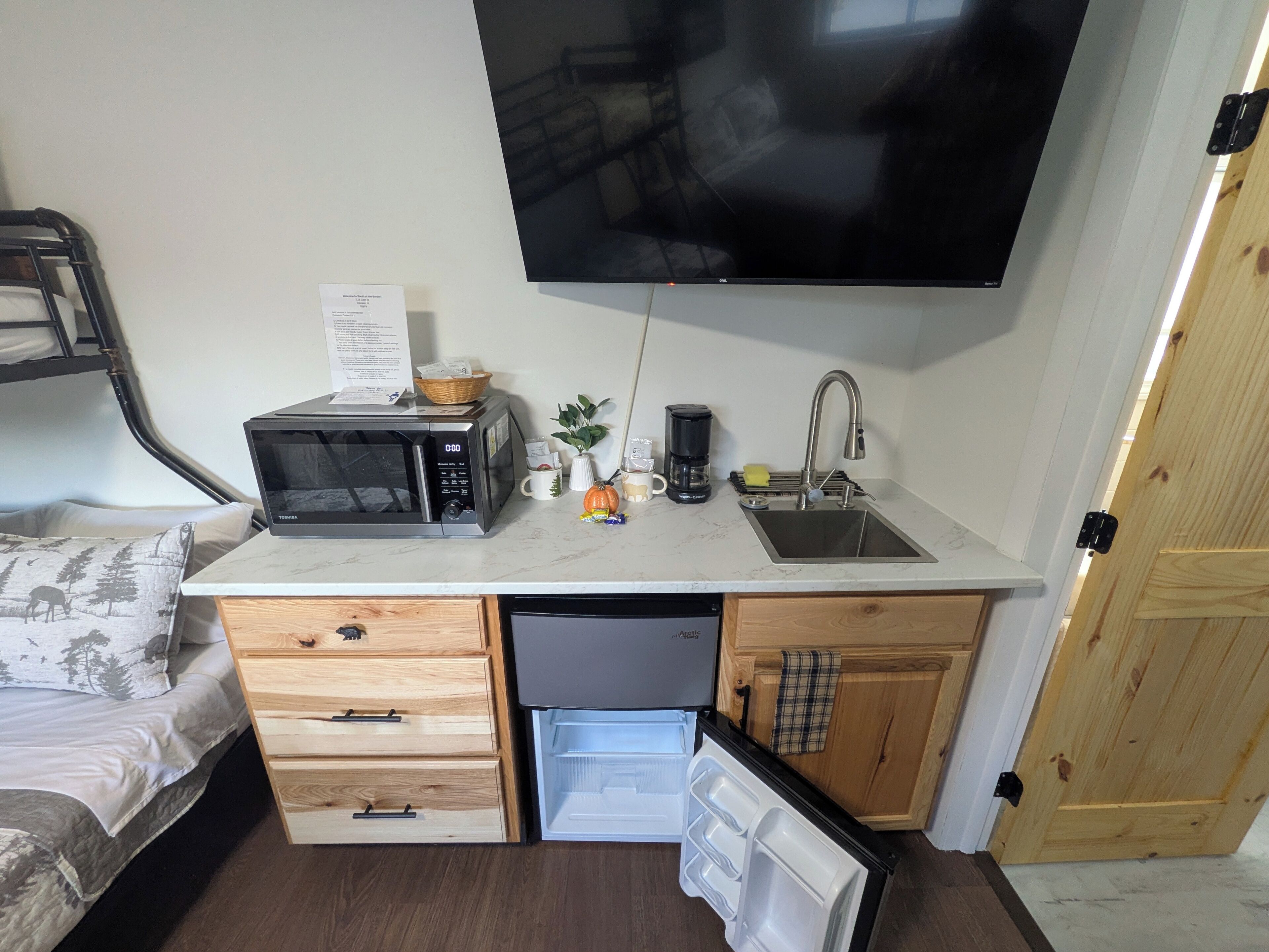 Family Quadruple Room | Free WiFi