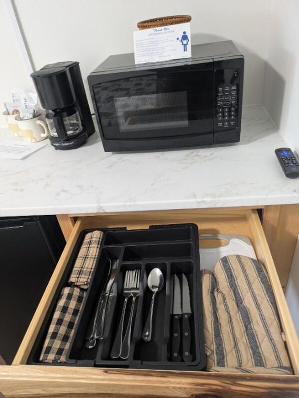 Gambar tidak terklasifikasi, 1 dari 46, tombol