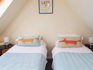 3 bedrooms, individually decorated, individually furnished, free WiFi