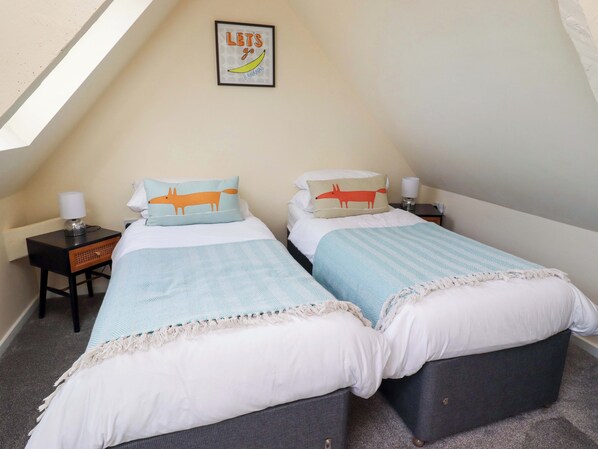 3 bedrooms, individually decorated, individually furnished, free WiFi