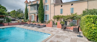 Holiday Home 'Château' with Mountain View, Balcony & Wi-Fi